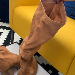 Gorgeous slouchy boots!!